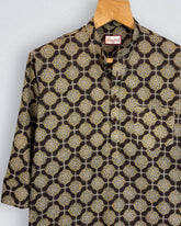 Geometric Elegance – Printed Cotton Short Kurta