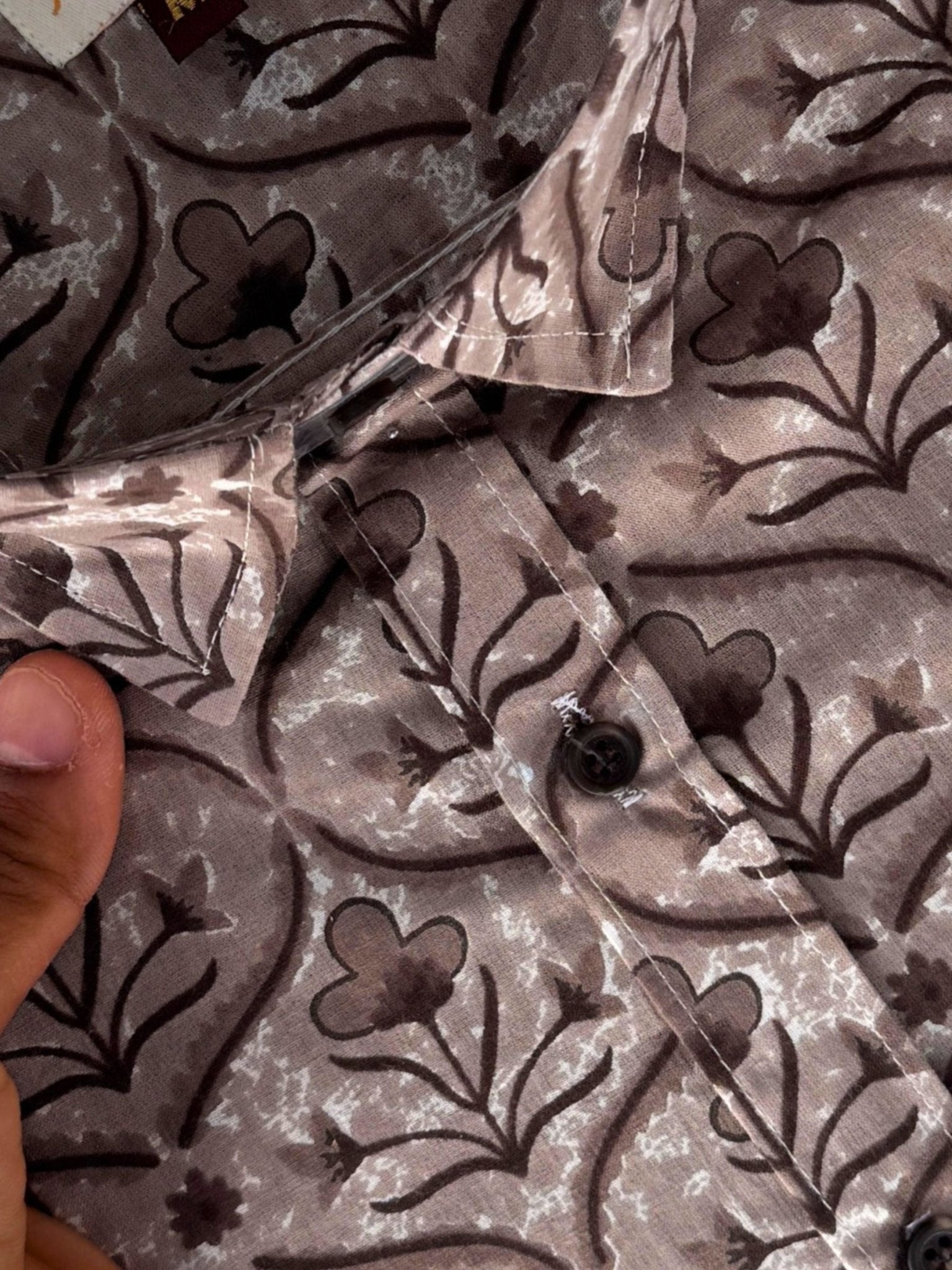 Dusky Flora - Jaipuri Crown