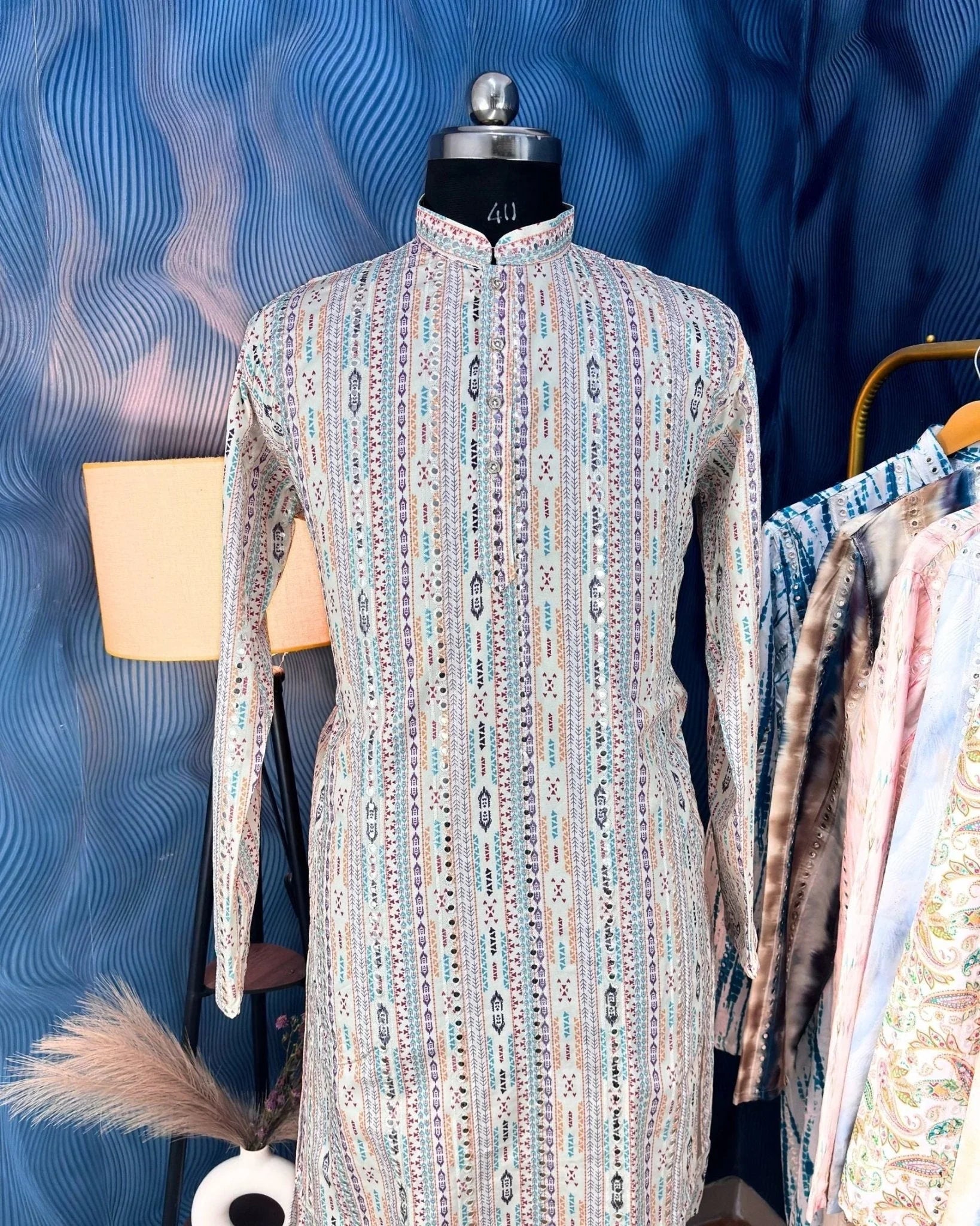 Striking Mirror Work Kurta - Jaipuri Crown