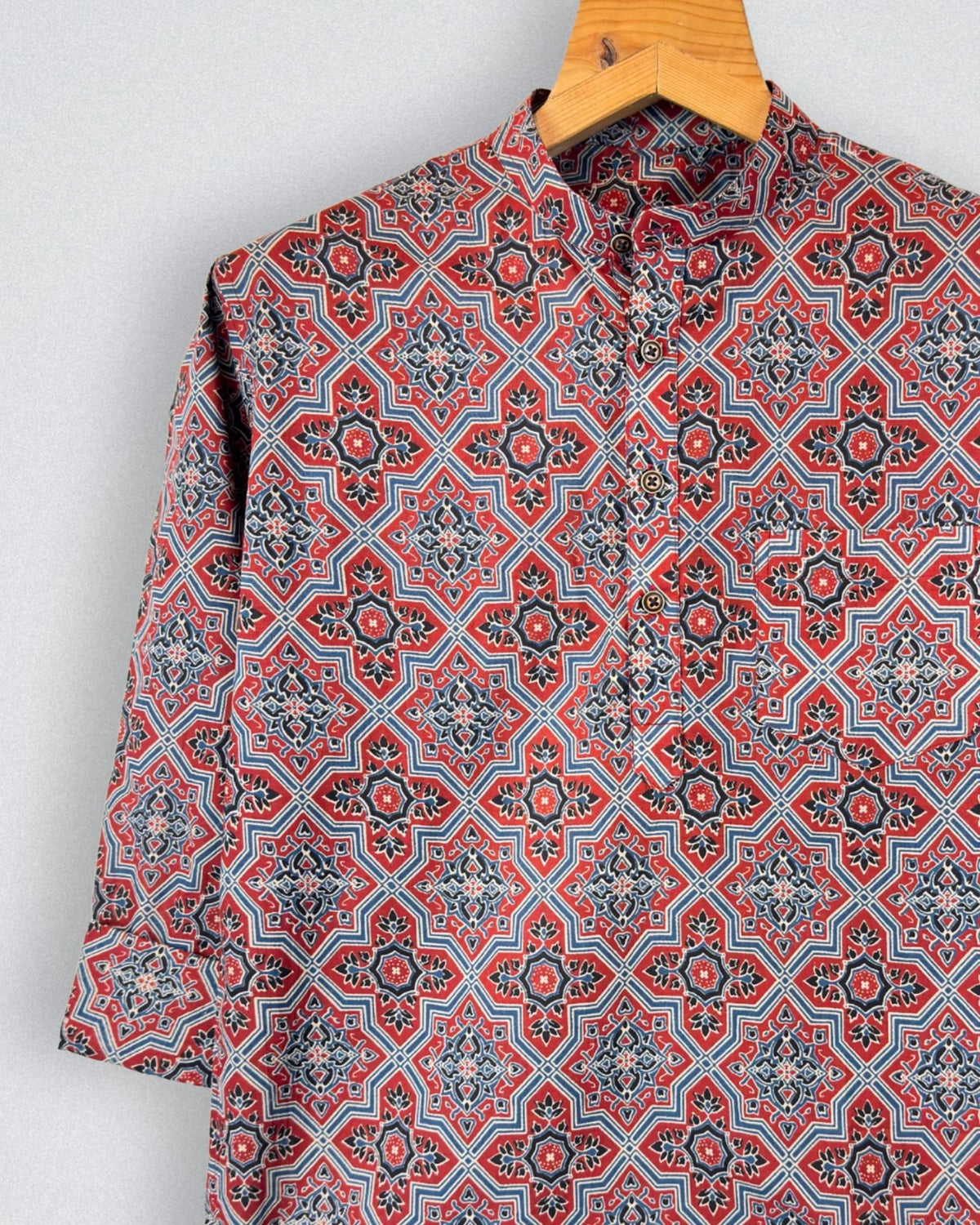 Vibrant Mosaic – Printed Cotton Short Kurta