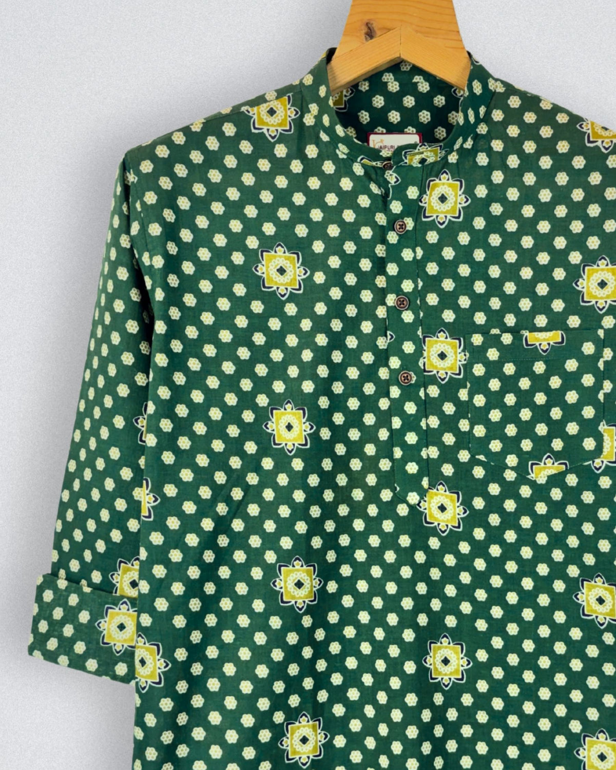 Floral Fusion – Printed Cotton Short Kurta in Green