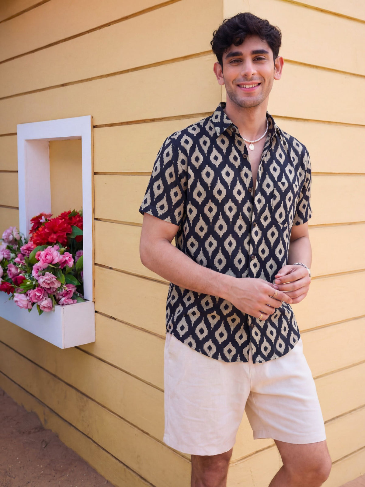 Geometric Charm – Printed Cotton Half Sleeve