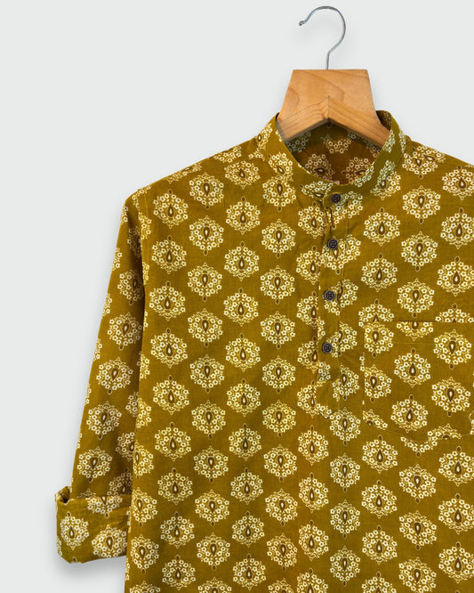 Mudra Motif – Handprinted Short Kurta