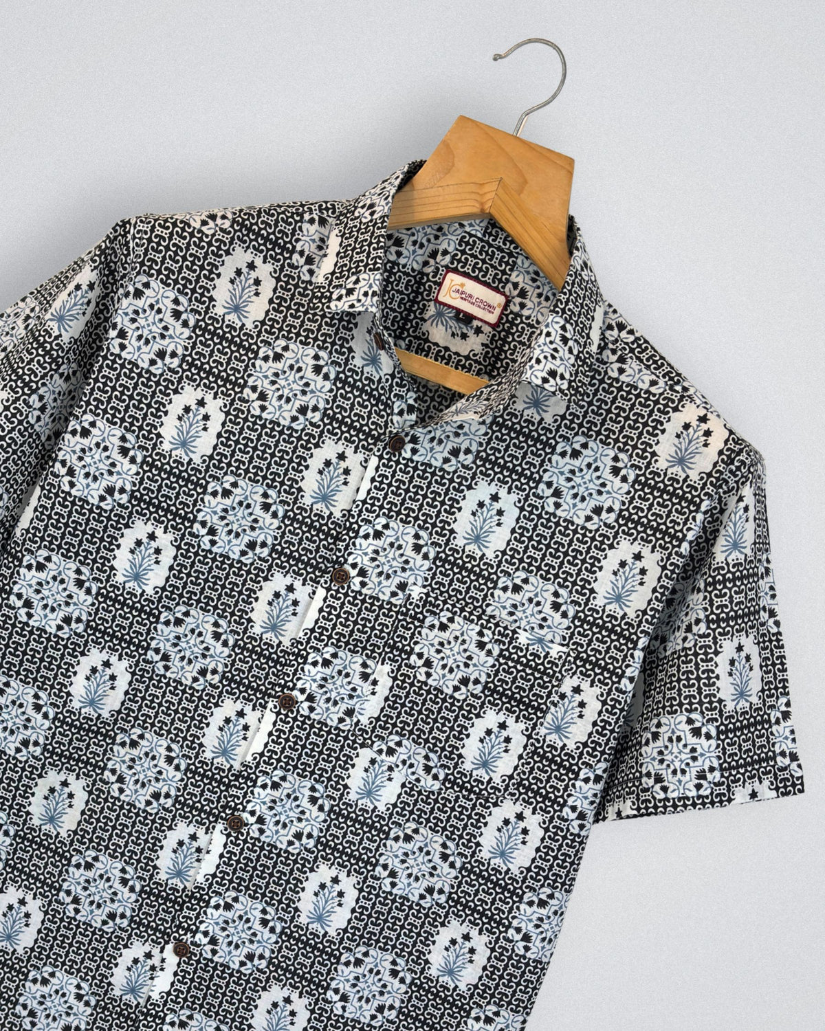 Floral Fusion – Printed Cotton Half Sleeve in Black & Blue