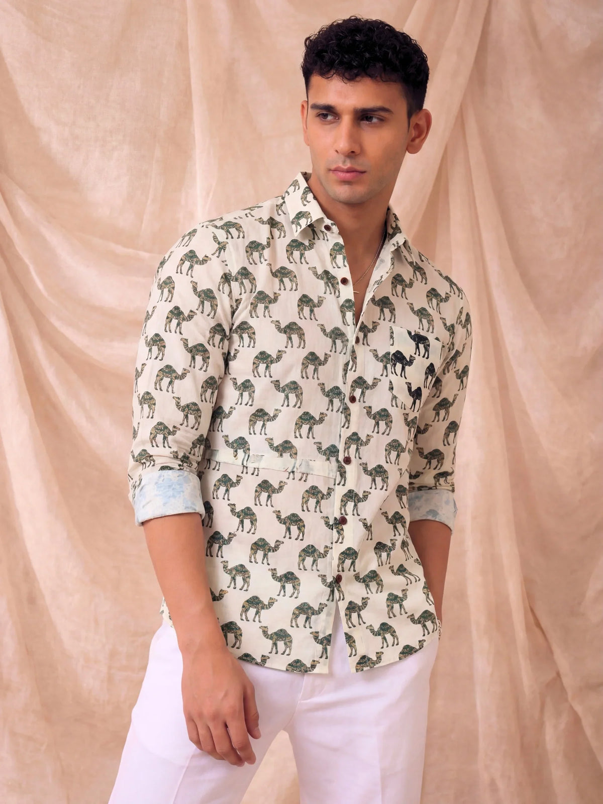 Giraffe Groove – Printed Cotton Full Sleeve