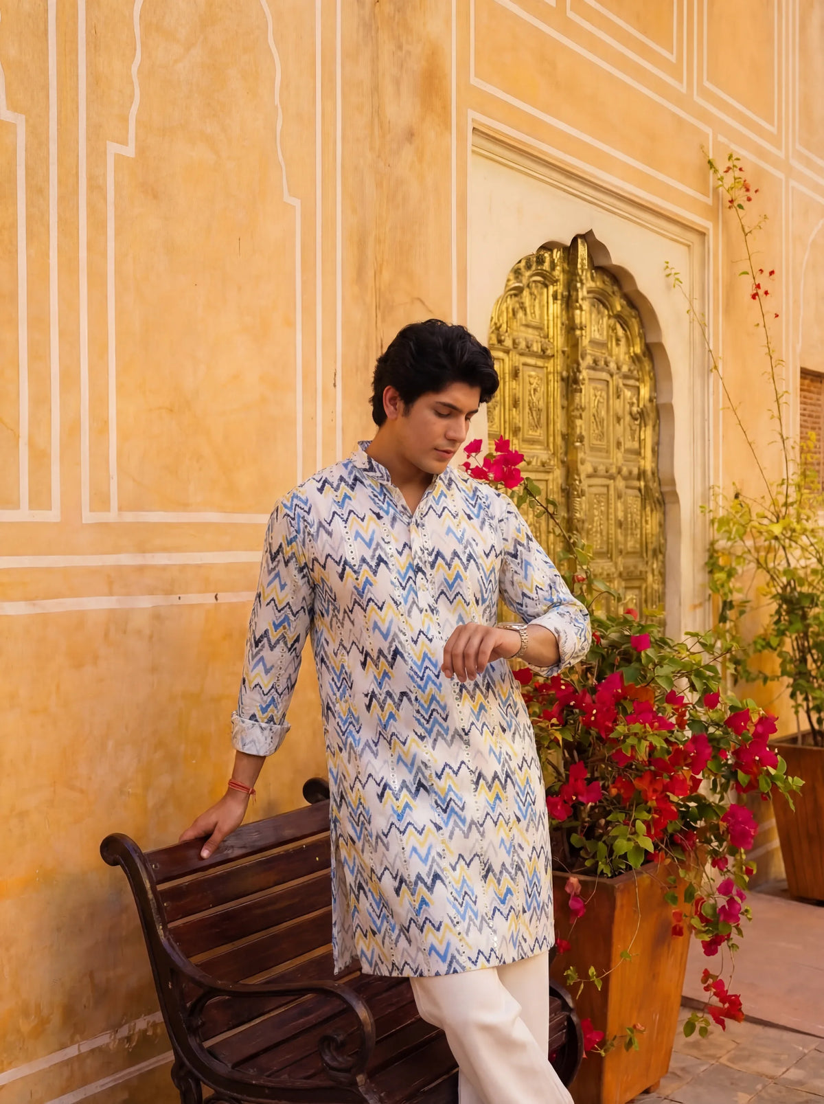 Zigzag Fusion Mirror Work Kurta