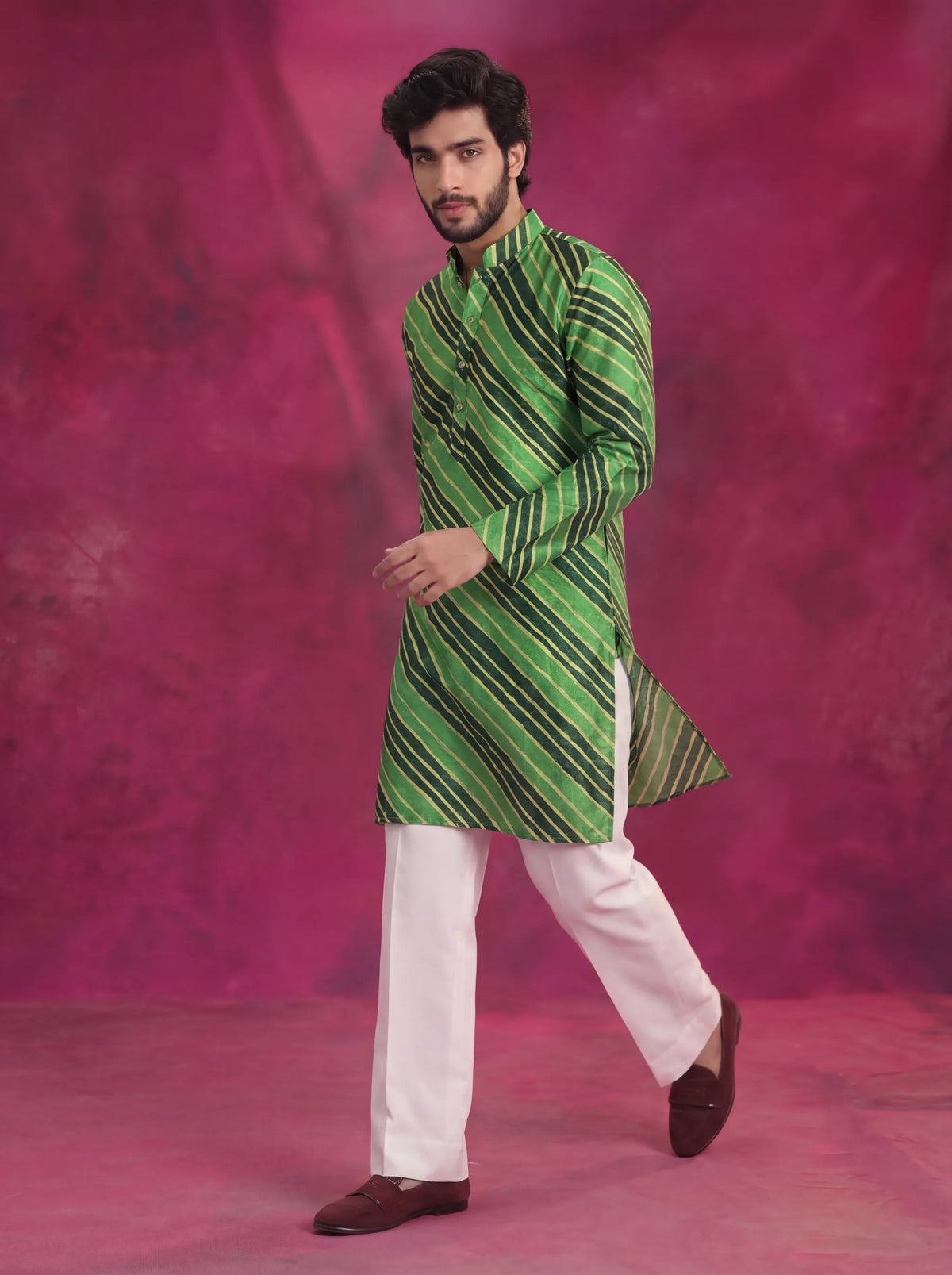 Leheriya Men's Long Kurta with Zari Work