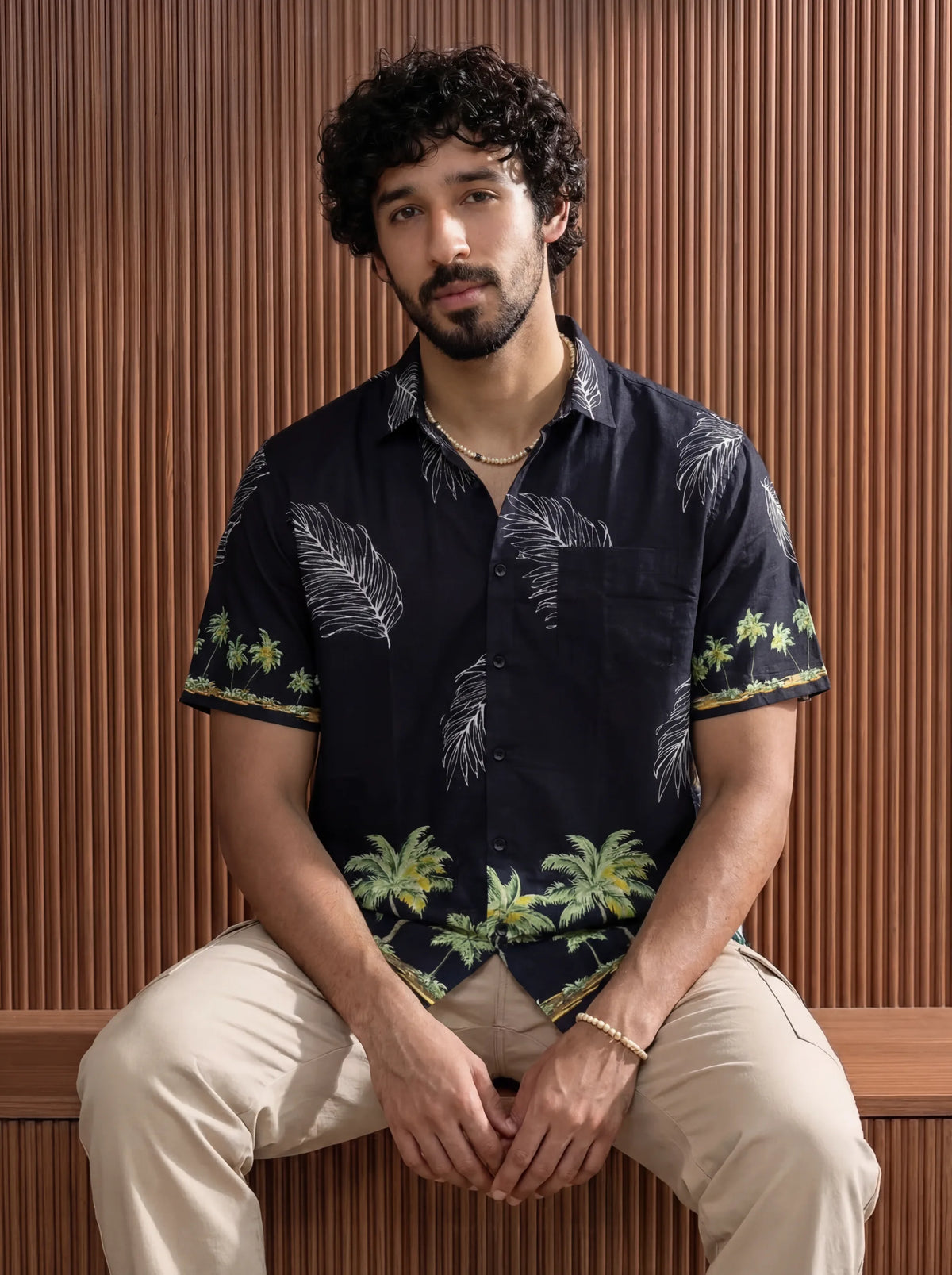 Tropical Vibes – Printed Cotton Half Sleeve Black