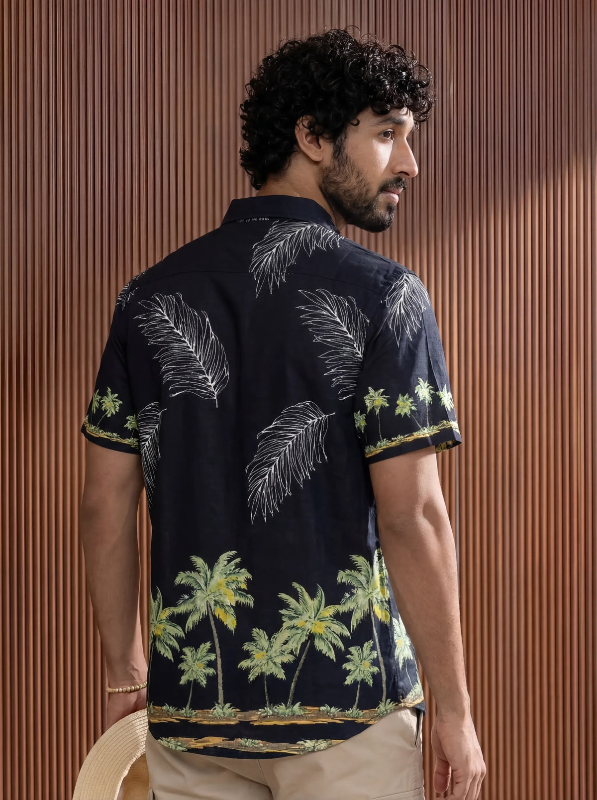 Tropical Vibes – Printed Cotton Half Sleeve Black