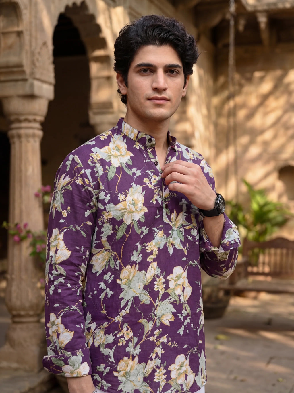 Vibrant Elegance – Printed Cotton Short Kurta