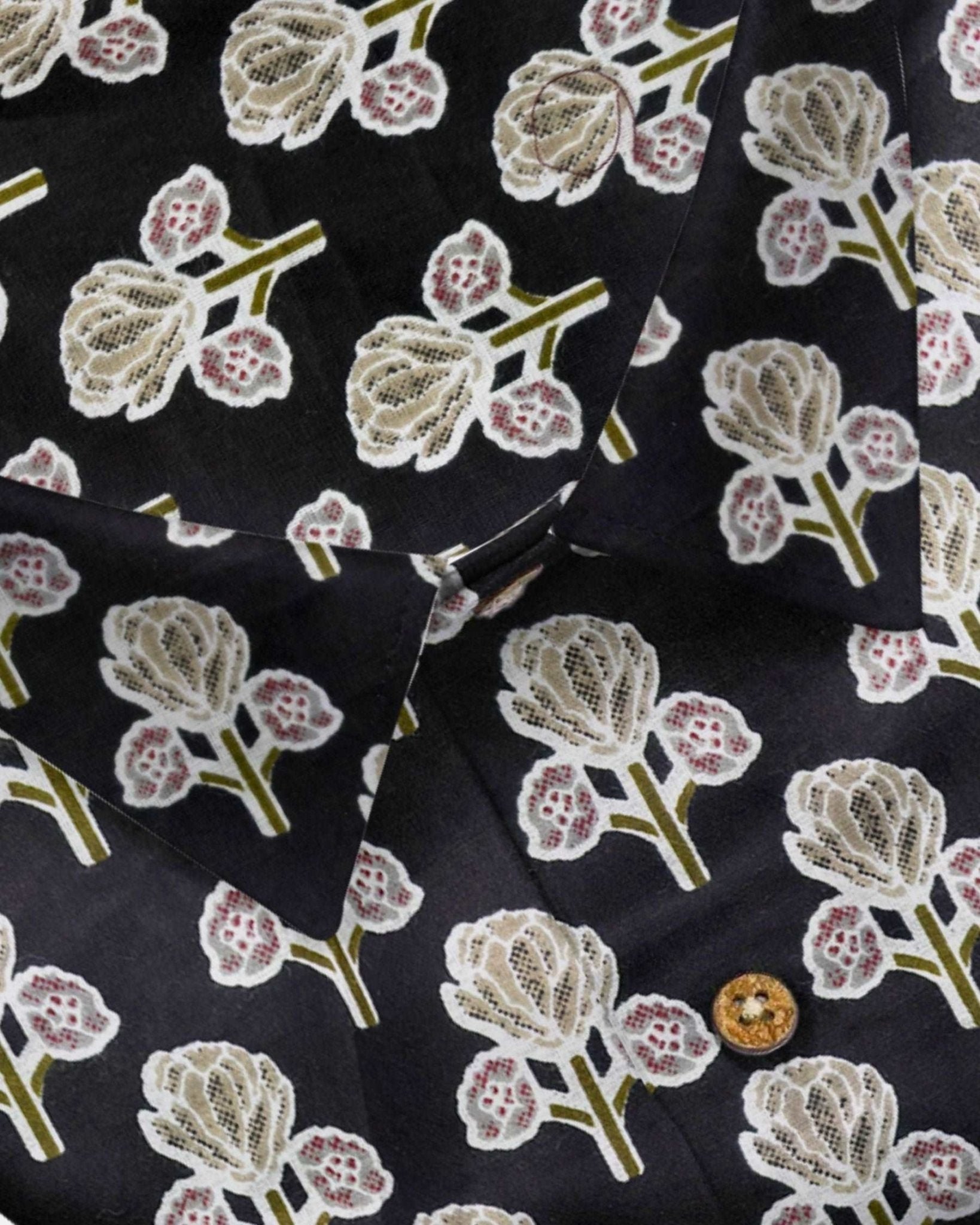 Charcoal Rose - Jaipuri Crown