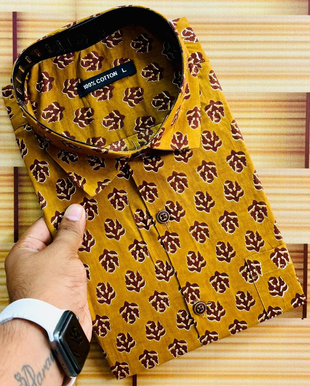 Cultural Canvas - Jaipuri Crown