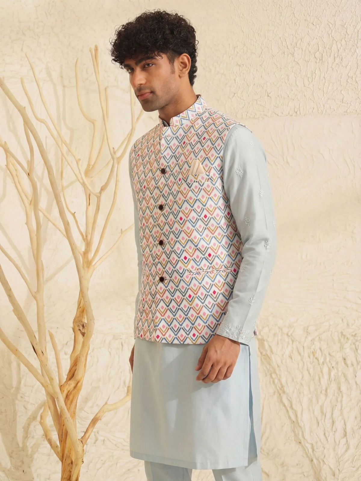 Imperial Charm Modi Jacket - Jaipuri Crown
