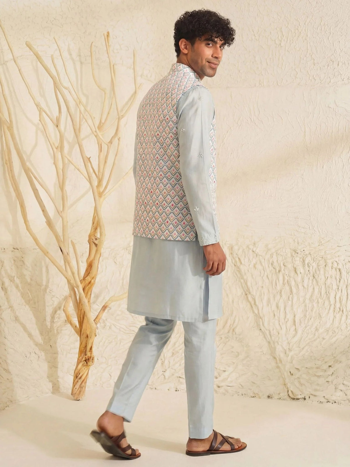 Imperial Charm Modi Jacket - Jaipuri Crown