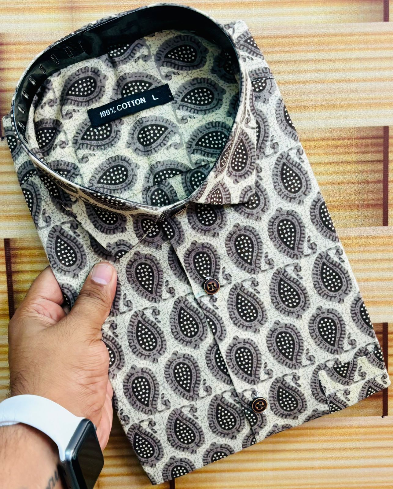 Melodic Mirage - Jaipuri Crown