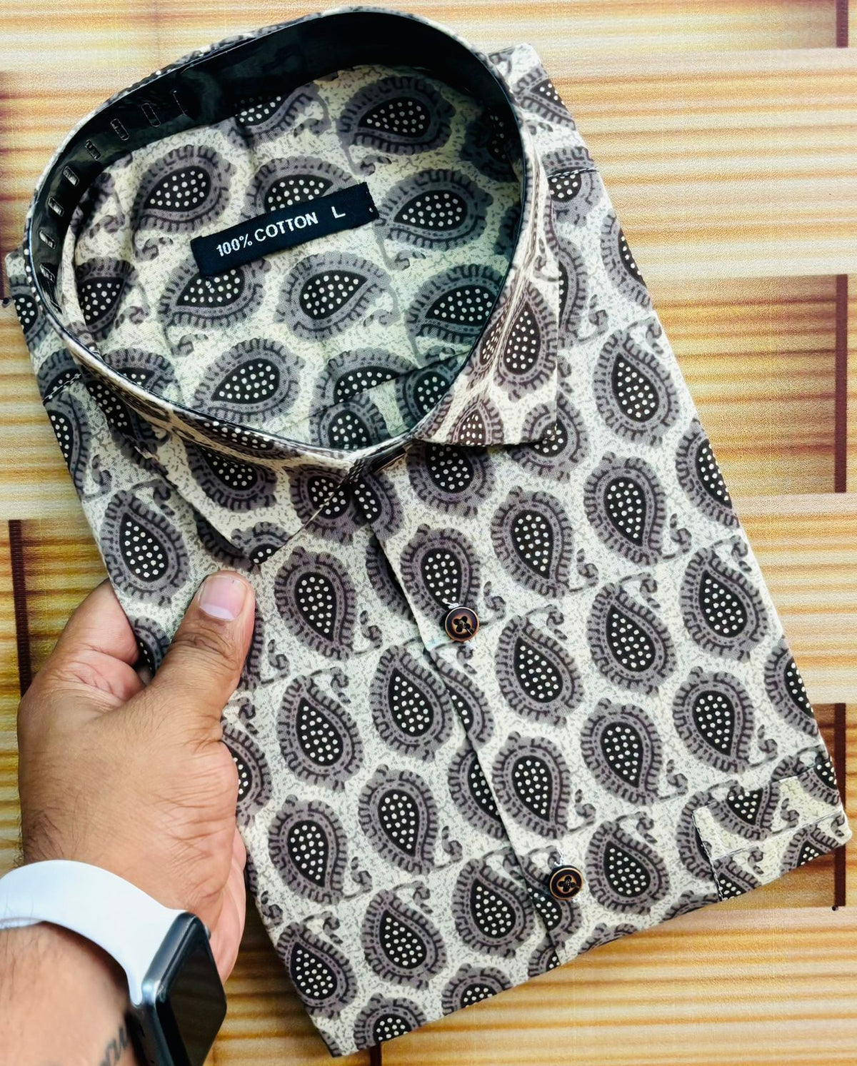 Melodic Mirage - Jaipuri Crown