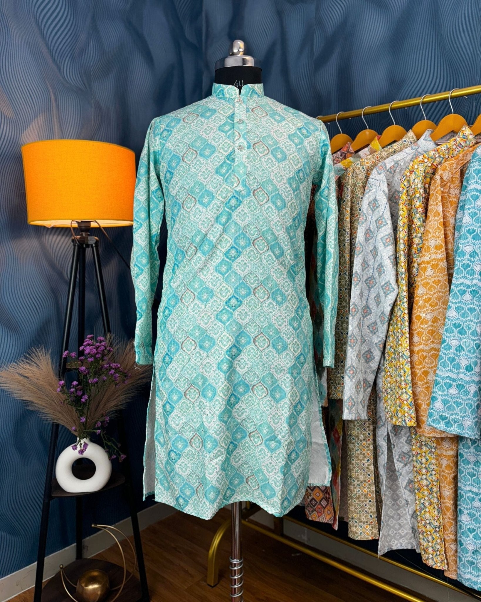 Modern Imprint Printed Kurta - Jaipuri Crown