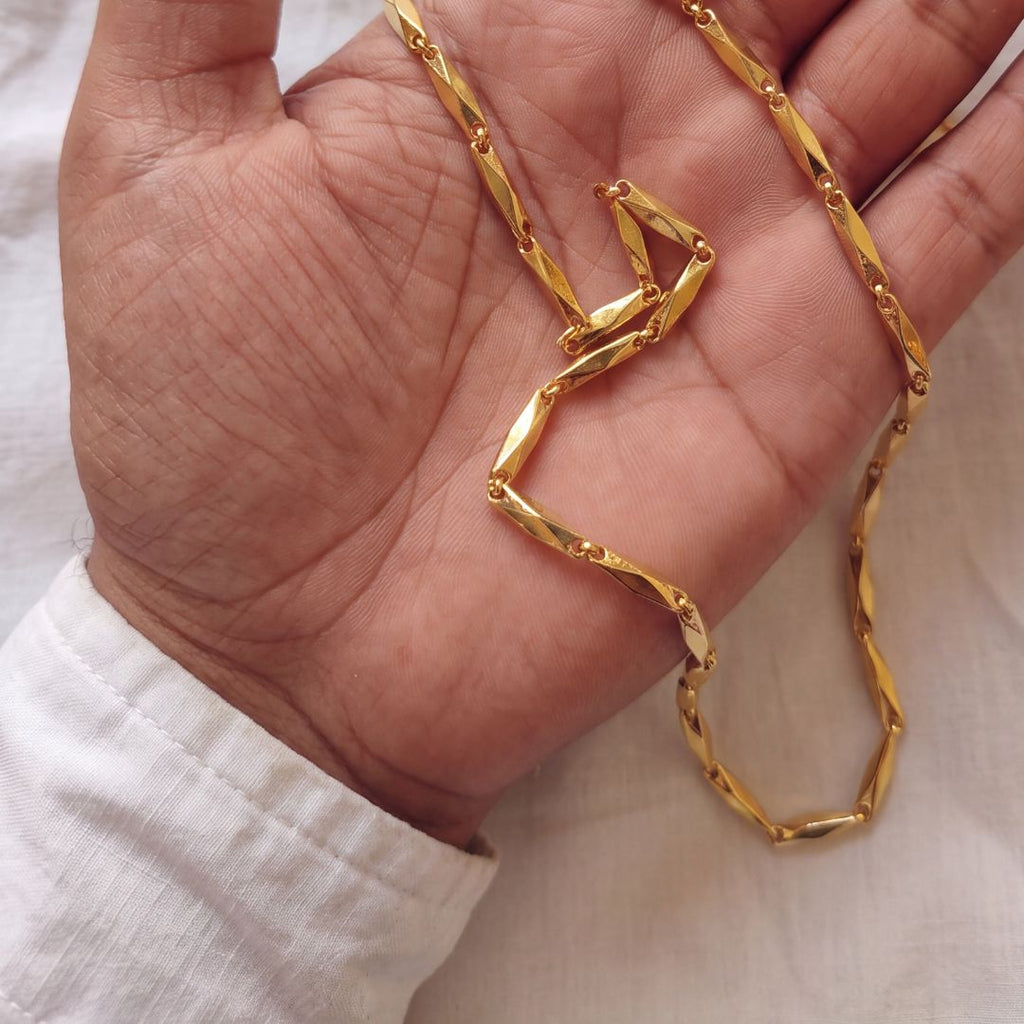 Modern Men's Chain in Elegant Gold - Jaipuri Crown