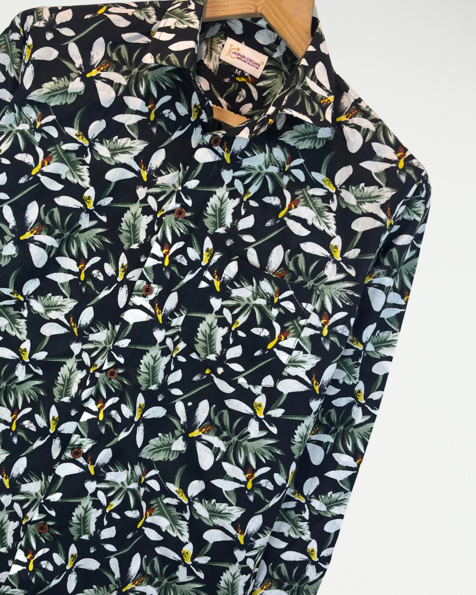 Noir Leaf Bloom - Jaipuri Crown