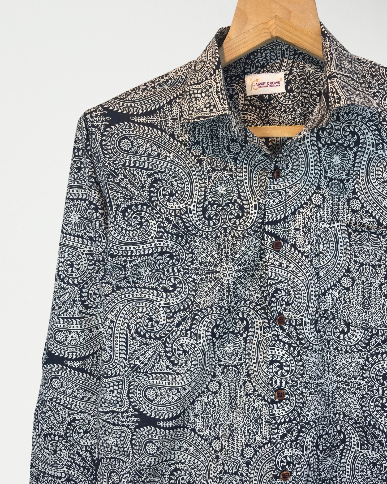 Noir Paisley - Jaipuri Crown