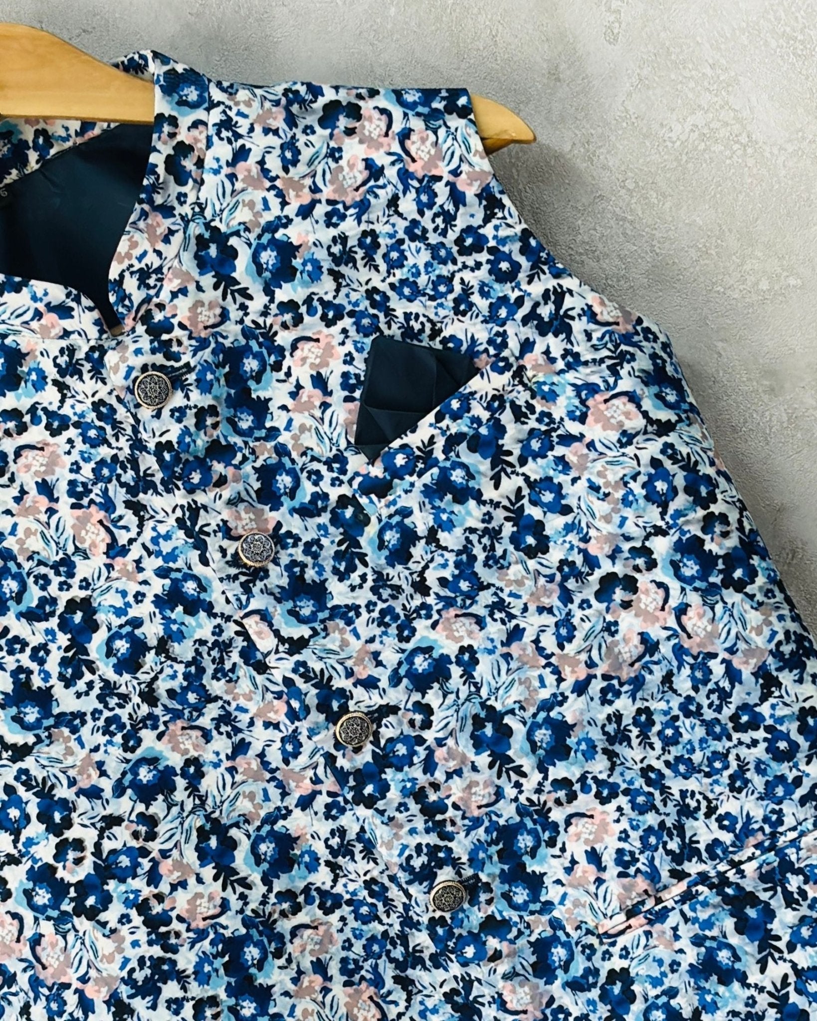 Phulkari Paragon Nehru Jacket - Jaipuri Crown