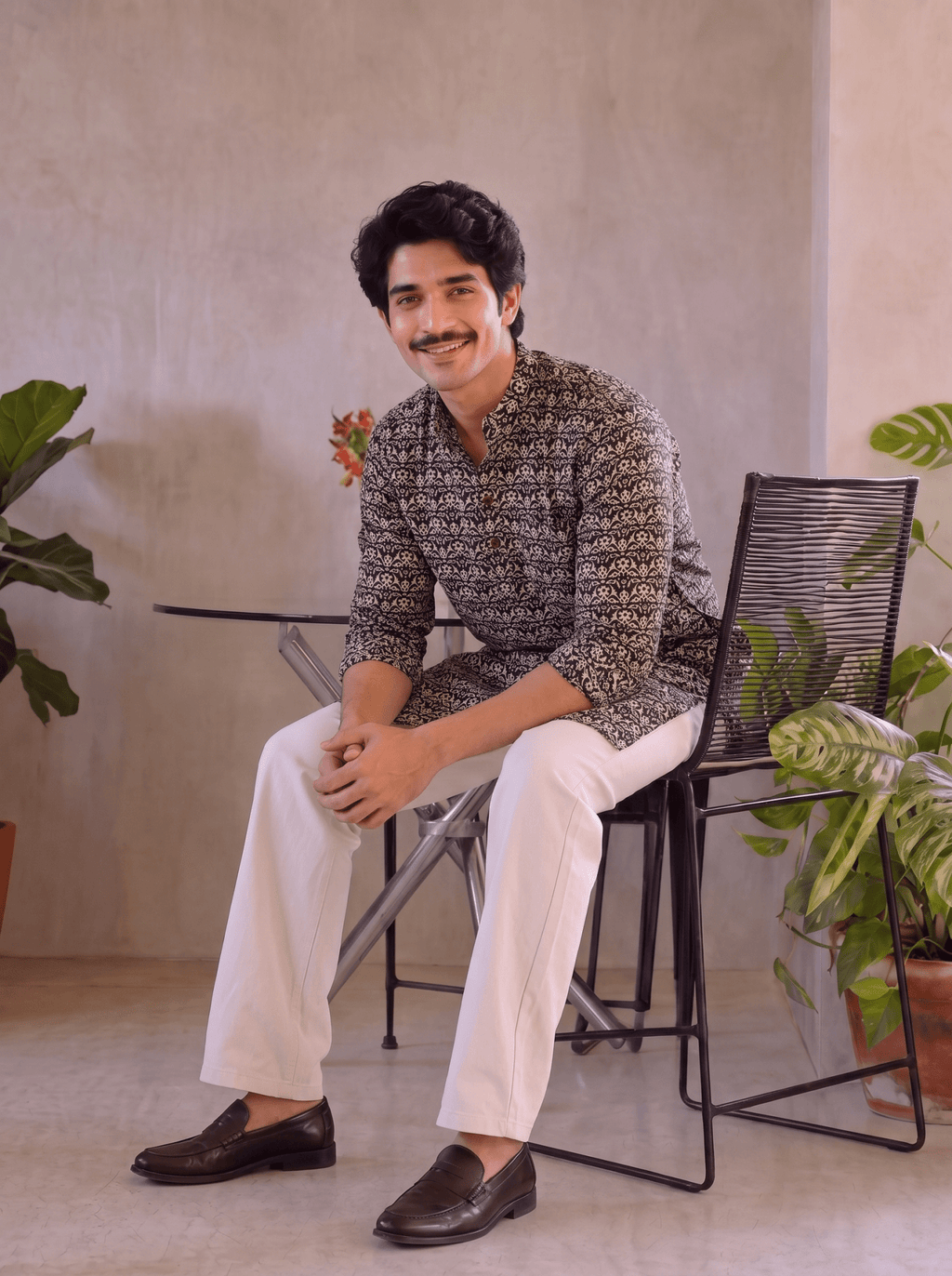 Rajasthani Charm – Men's Printed Cotton Short Kurta - Jaipuri Crown