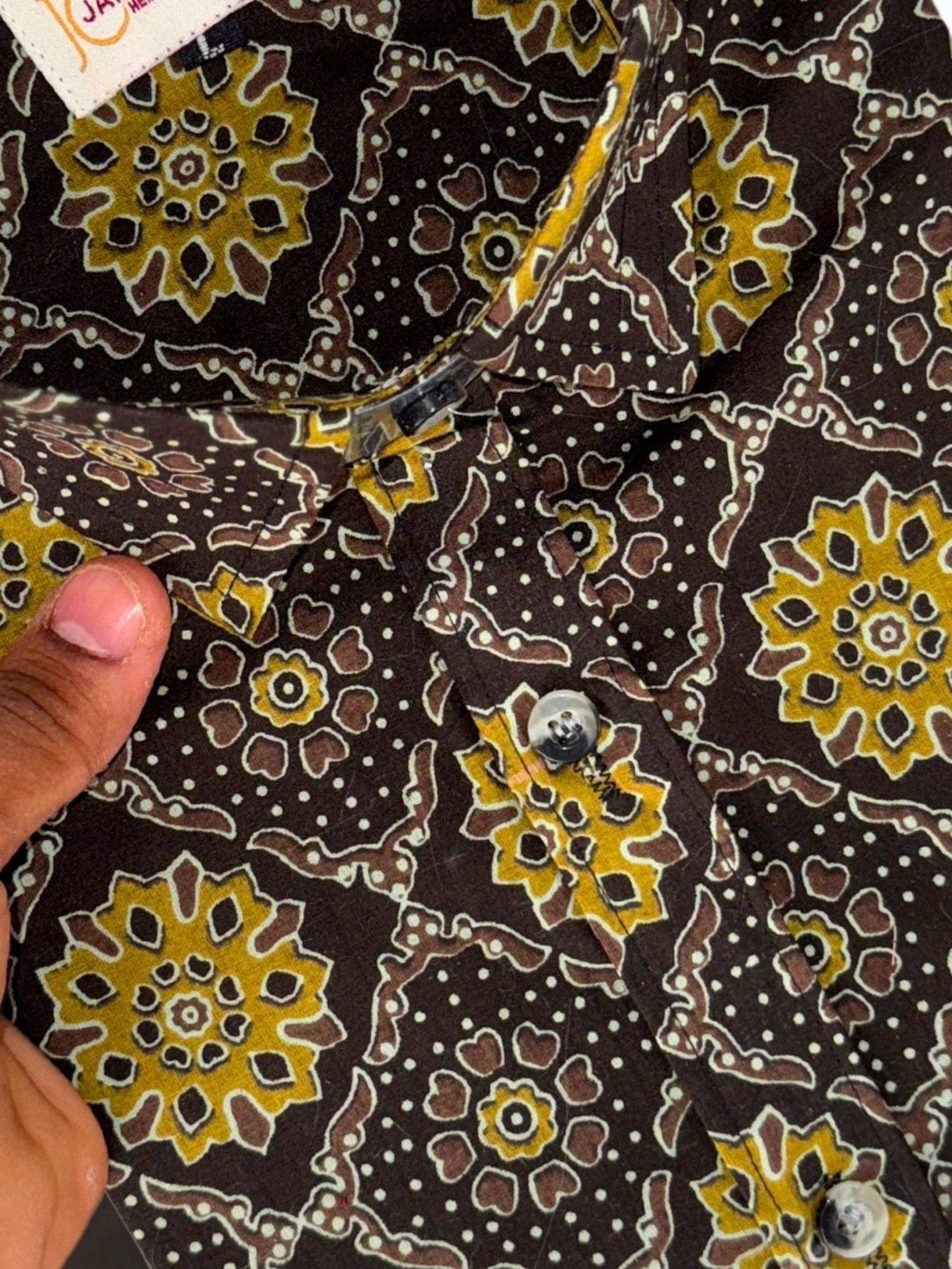 Rajwara Bloom - Jaipuri Crown