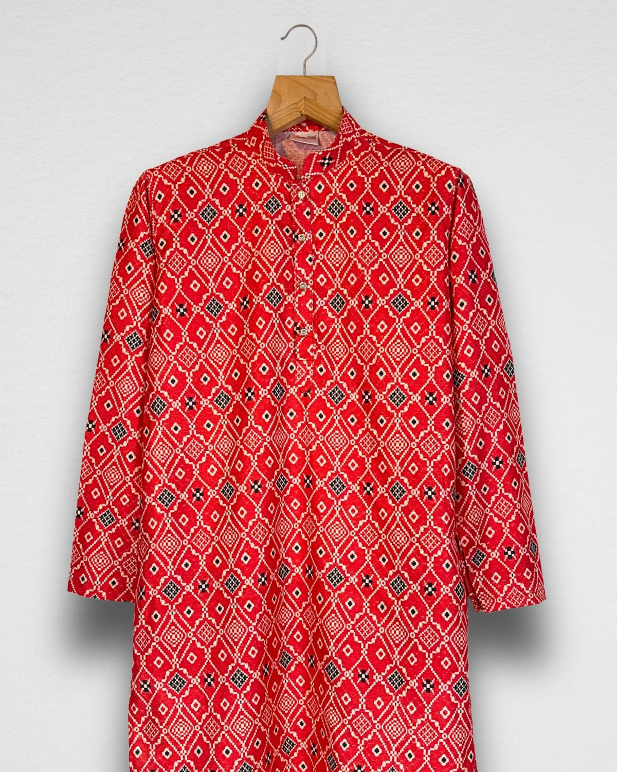 Red Bandhani Men's Long Kurta with Zari Work - Jaipuri Crown