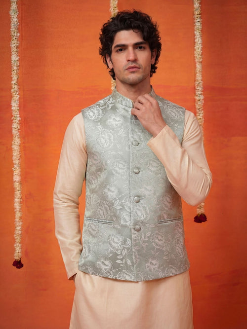 "सौम्य" (Saumya) Silver Floral Brocade Jacquard Modi Jacket - Jaipuri Crown