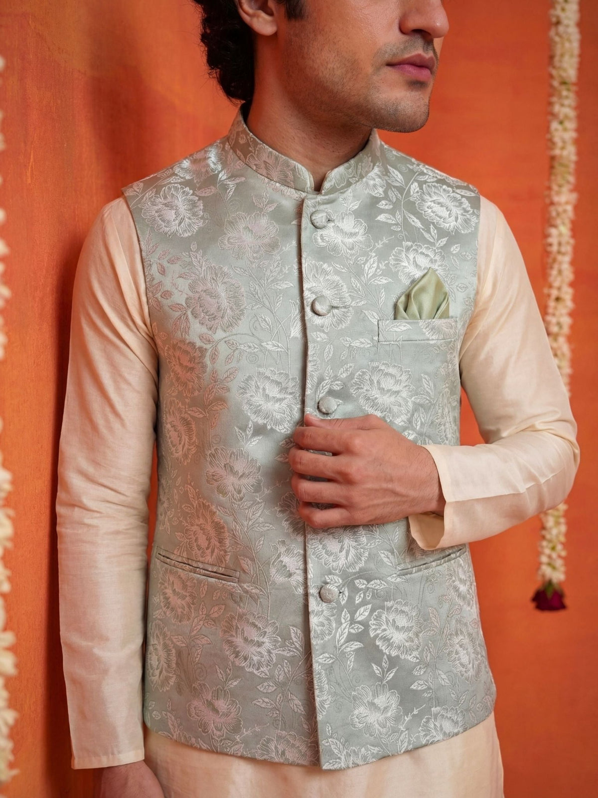 "सौम्य" (Saumya) Silver Floral Brocade Jacquard Modi Jacket - Jaipuri Crown
