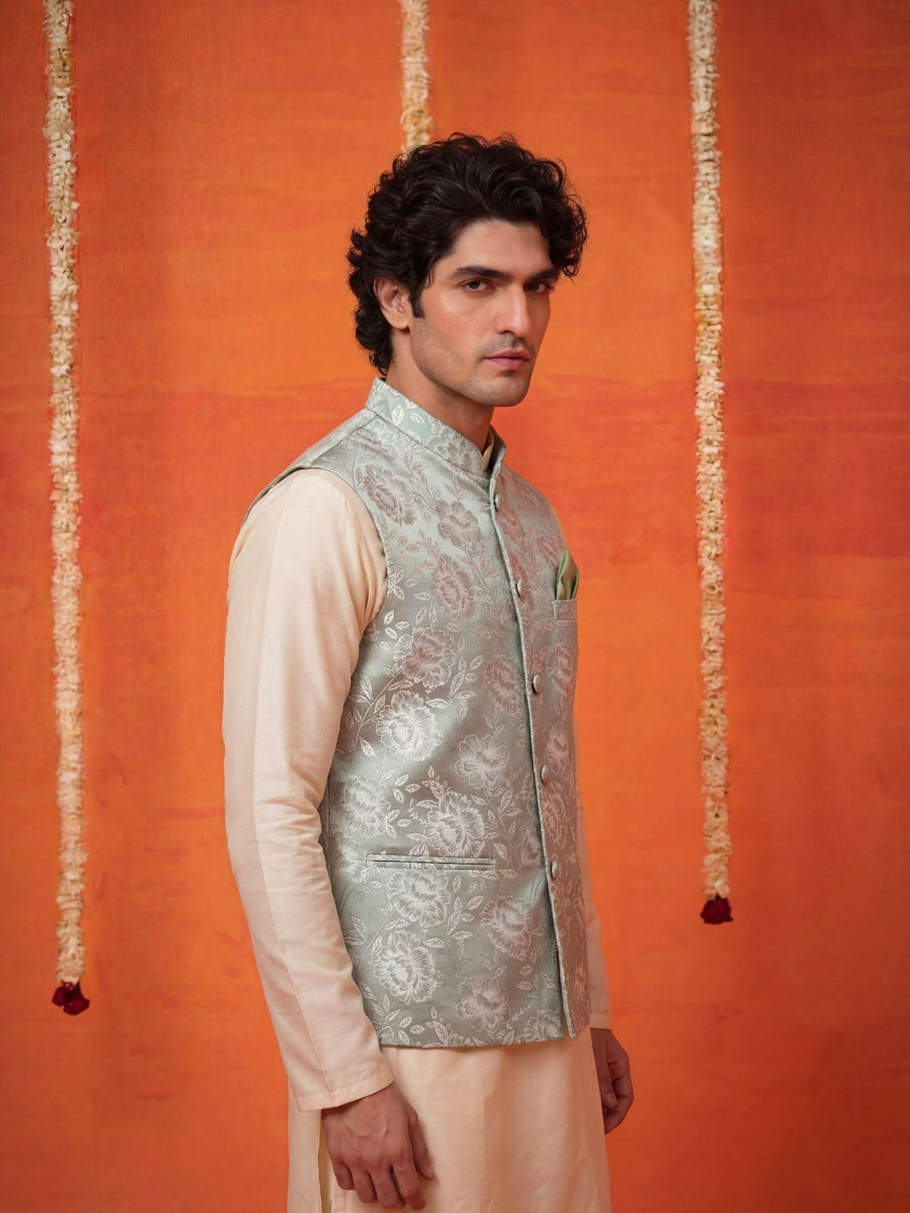 "सौम्य" (Saumya) Silver Floral Brocade Jacquard Modi Jacket - Jaipuri Crown