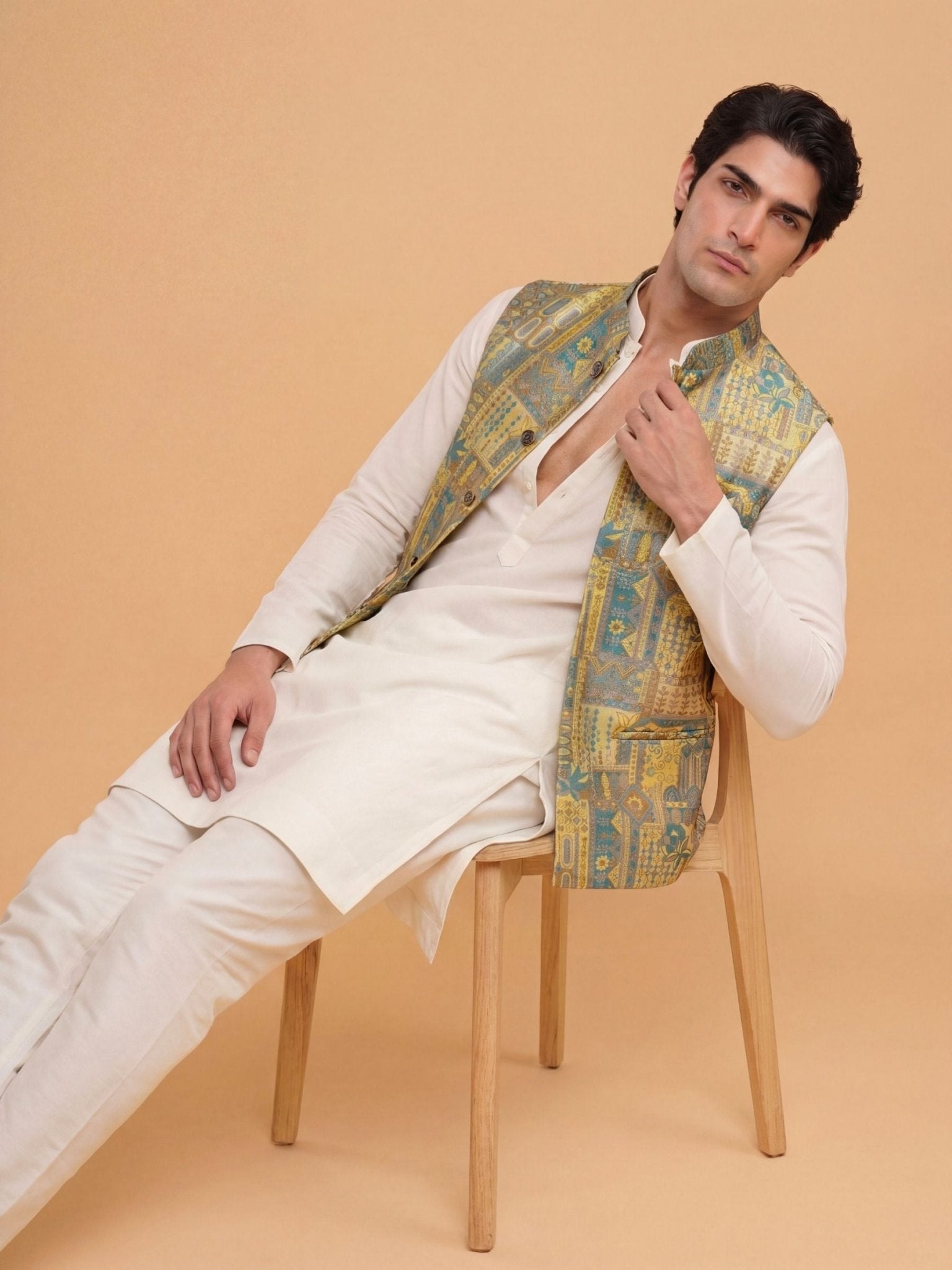 "विभूति" (Vibhuti) Heritage Patchwork Jacquard Modi Jacket - Jaipuri Crown